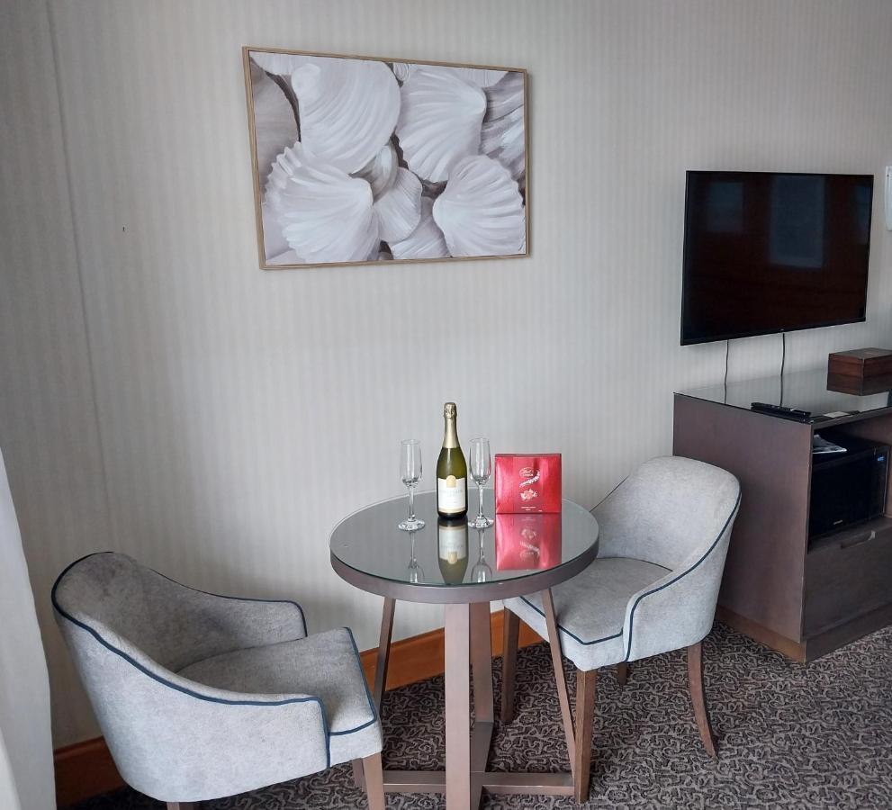 Luxury Privately Owned Ocean View Studio Apartments At O4Ks Gold Tower Gold Coast Exterior foto